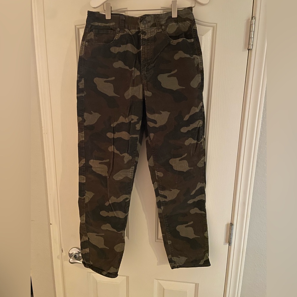 Camo courdory boyfriend jeans